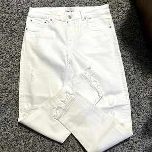 NWOT. Zara Woman premium Denim collection white jeans. Size 6.